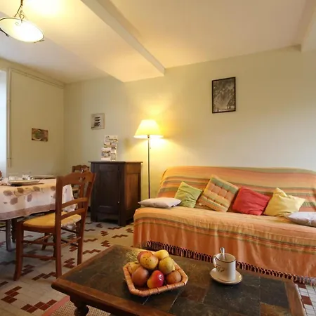 Летний дом Charmante Maison Xviie Siecle Avec Jardin En Normandie - Fr-1-497-32 *